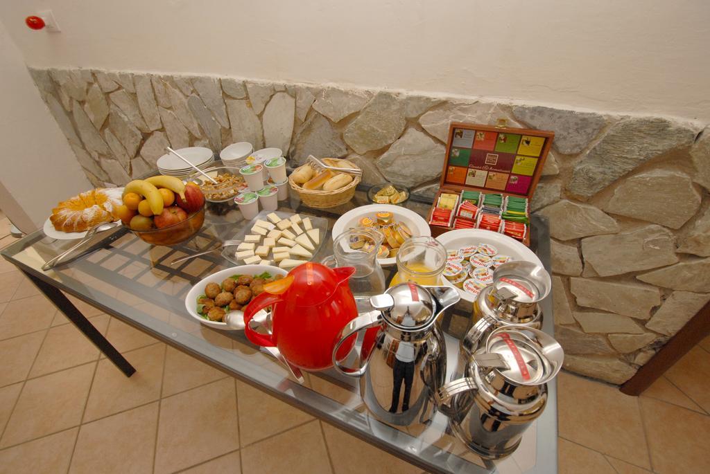 Hotel Luana Виареджо Экстерьер фото