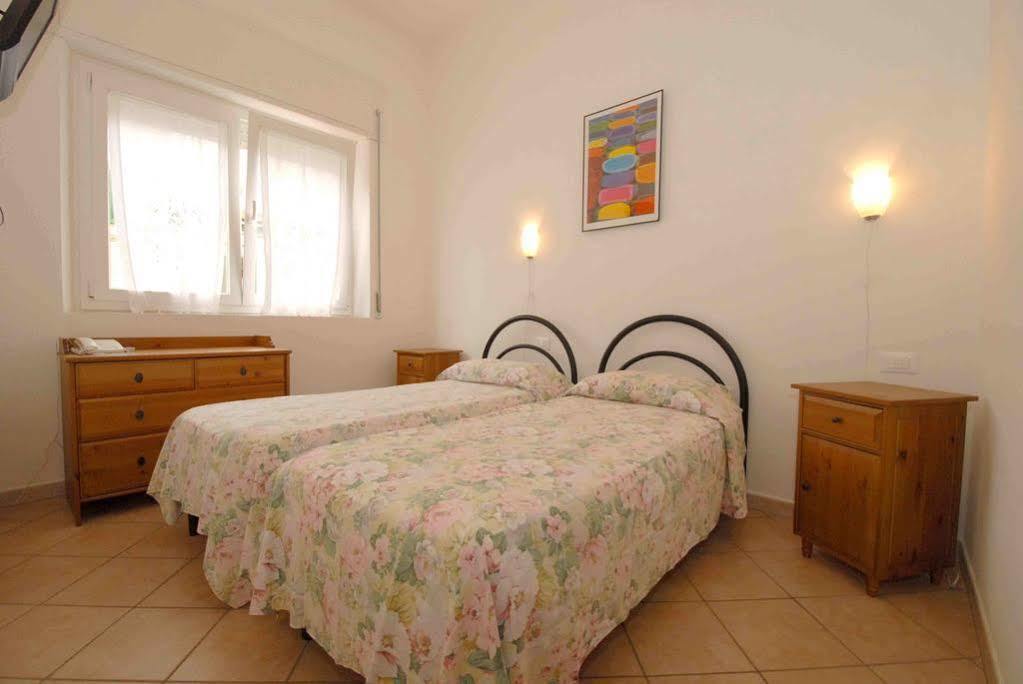 Hotel Luana Виареджо Экстерьер фото